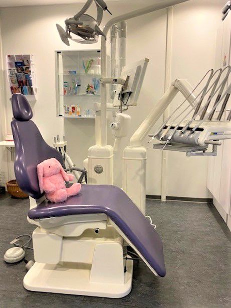 Klinikstol ved Trekroner Tandpleje